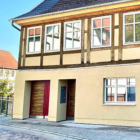 Stilvolle, Zentrale Ferienwohnung Bocksbruecke Mit Parkplatz Salzwedel Dış mekan fotoğraf